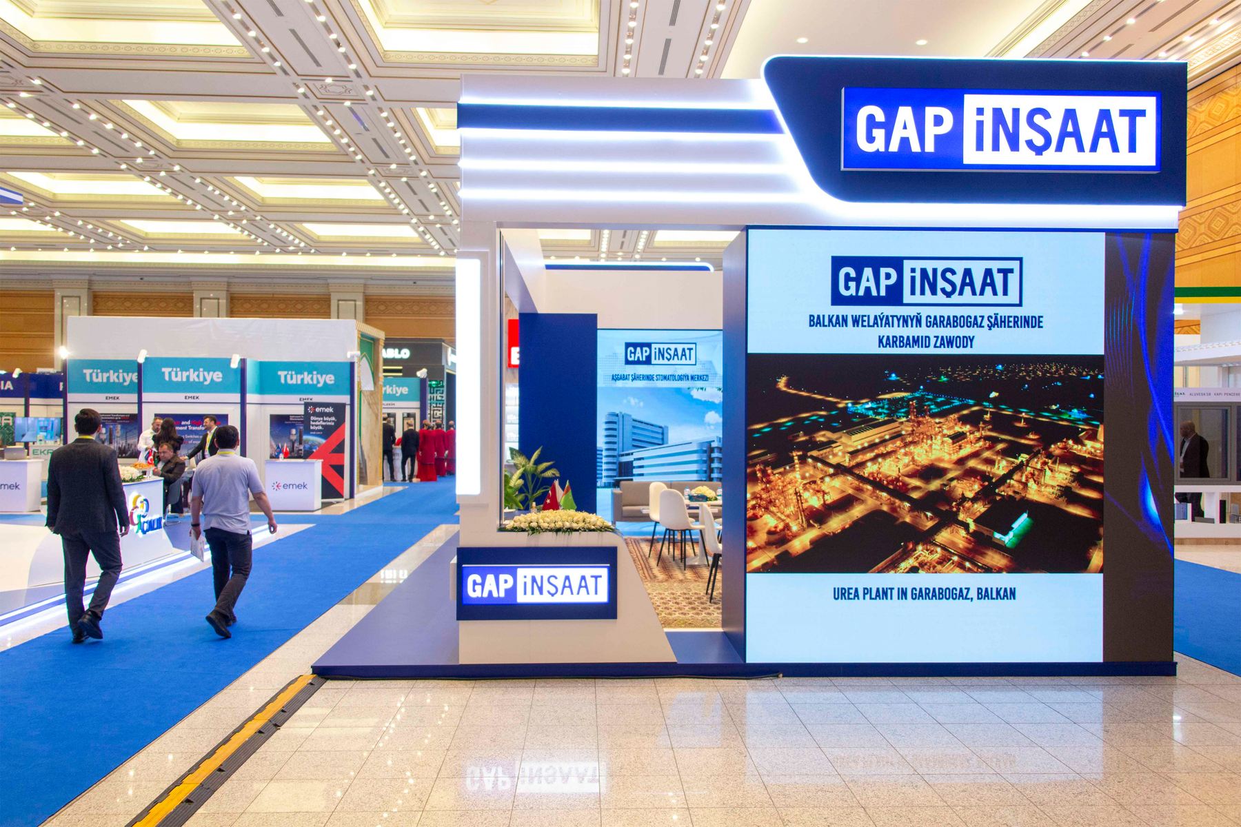 Paýtagtymyzda «Hyzmatdaşlyk we ösüş» atly köpugurly halkara sergi açyldy