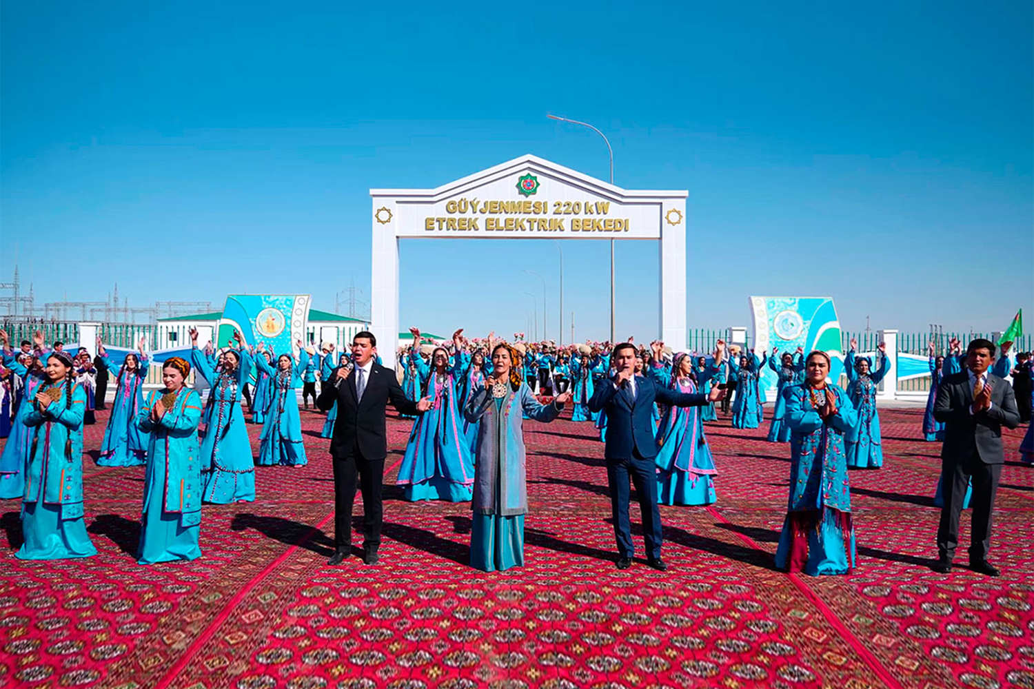 Täze elektrik bekedi açyldy