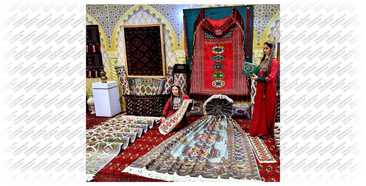 Türkmen halylary adamzadyň medeni mirasynyň merjenidir