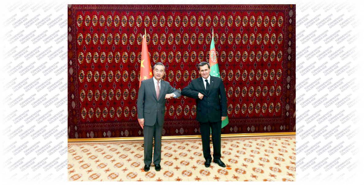 Türkmen-hytaý gatnaşyklary berkeýär