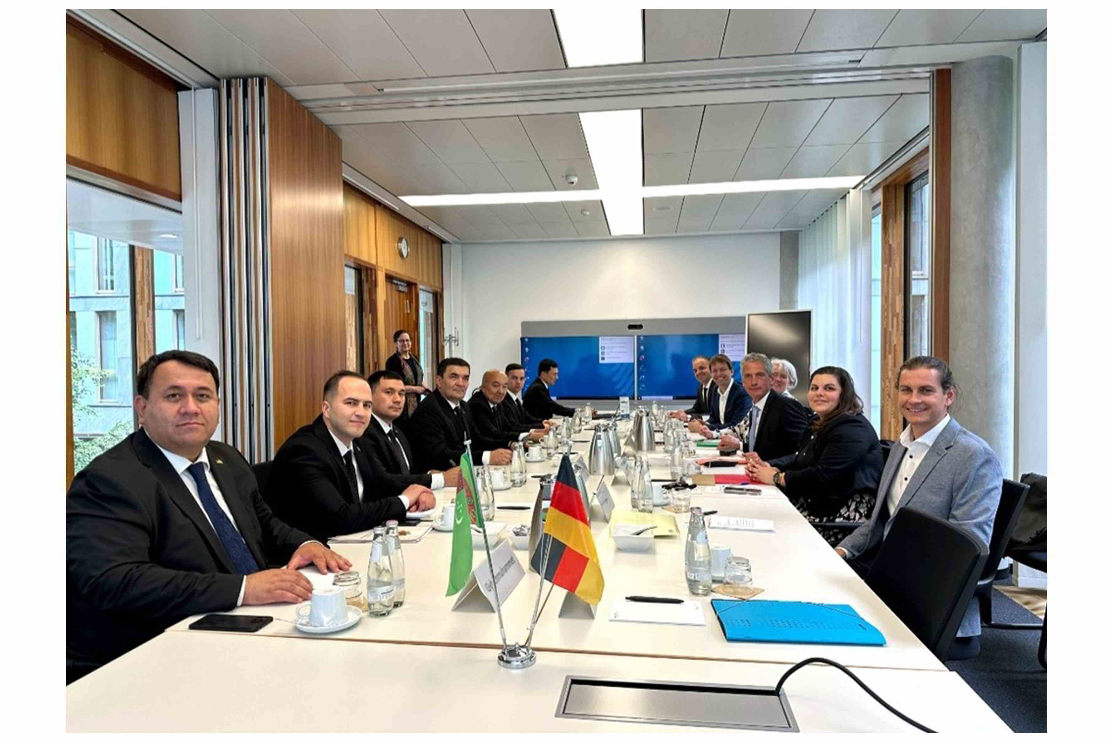 Türkmen wekiliýeti GFR-de tanyşlyk iş saparynda bolýar