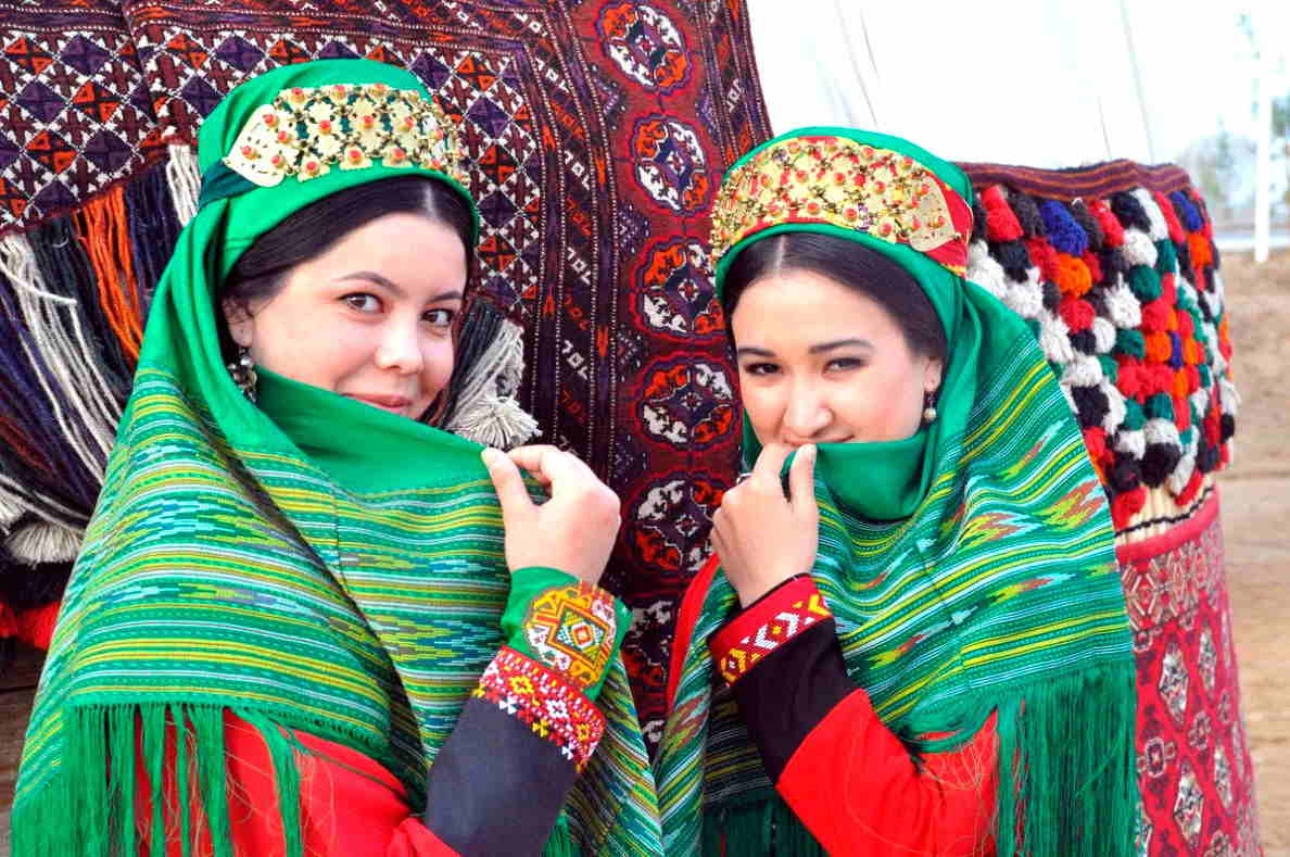 Türkmen wekiliýeti «Parahatçylygy, ynanyşmagy we howpsuzlygy pugtalandyrmakda zenanlaryň orny» forumyna gatnaşdy