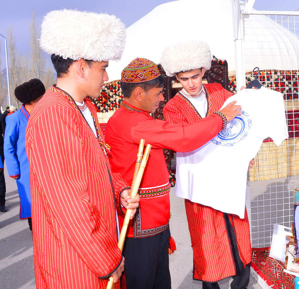 Türkmenistan – Eýran: dostluk we bahar baýramçylyk konserti