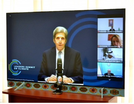 Türkmenistan howanyň üýtgemegine garşy göreşmek babatda işjeň orny eýeleýär