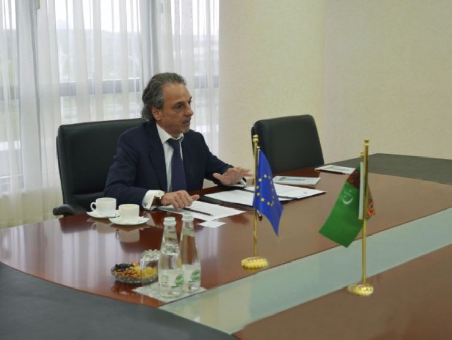 Türkmenistanyň DIM-de Ýewropa Bileleşiginiň ýurdumyzdaky ilçisi bilen duşuşyk geçirildi