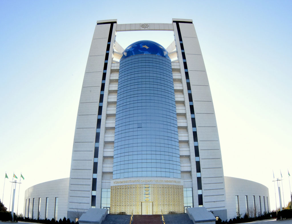 Türkmenistanyň DIM-niň ýolbaşçysy Bütindünýä saglygy goraýyş guramasynyň missiýasynyň bilermenleri bilen duşuşyk geçirdi