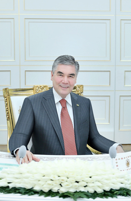 «Türkmenistanyň nebiti we gazy — 2019» atly XXIV halkara sergä we maslahata gatnaşyjylara