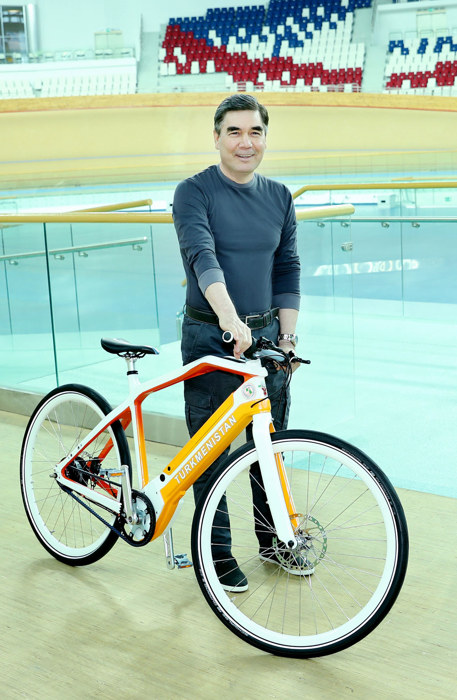 Türkmenistanyň Prezidenti «ARETI» halkara kompaniýalar toparynyň ýolbaşçysy bilen duşuşdy