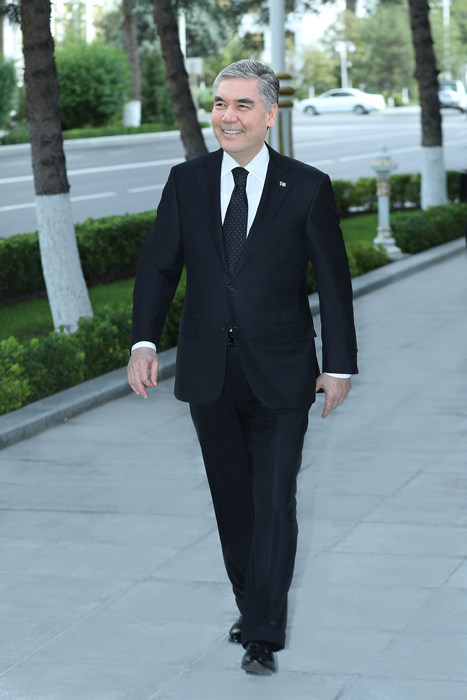 Türkmenistanyň Prezidenti Gurbanguly Berdimuhamedow Aşgabady abadanlaşdyrmak boýunça tabşyryklar berdi