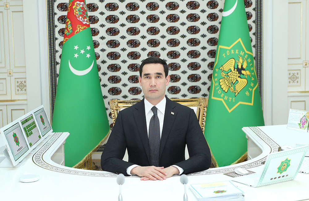 Türkmenistanyň Prezidenti sanly ulgam arkaly iş maslahatyny geçirdi