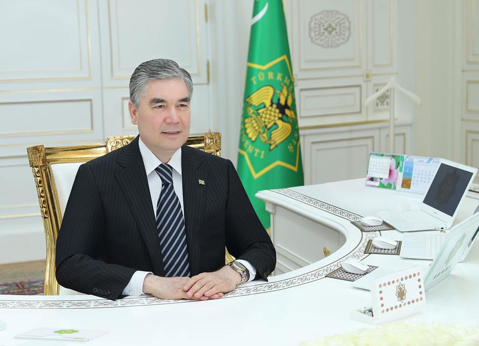 Türkmenistanyň Prezidenti sanly wideoaragatnaşyk arkaly iş maslahatyny geçirdi