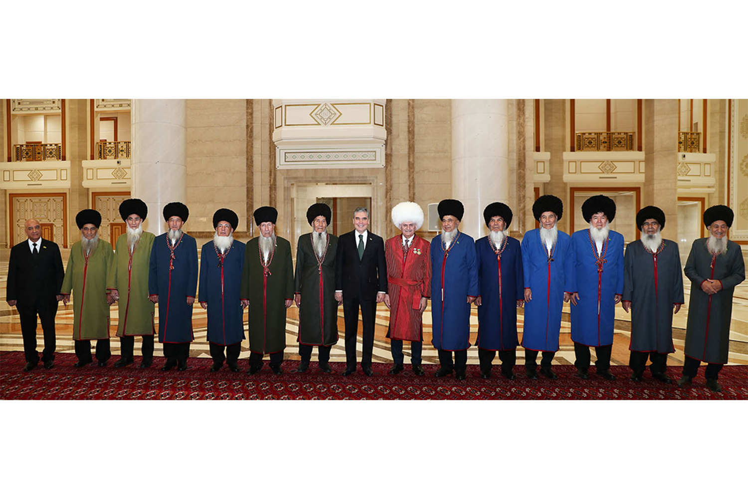 Ýaşulular geňeşiniň mejlisi geçirildi