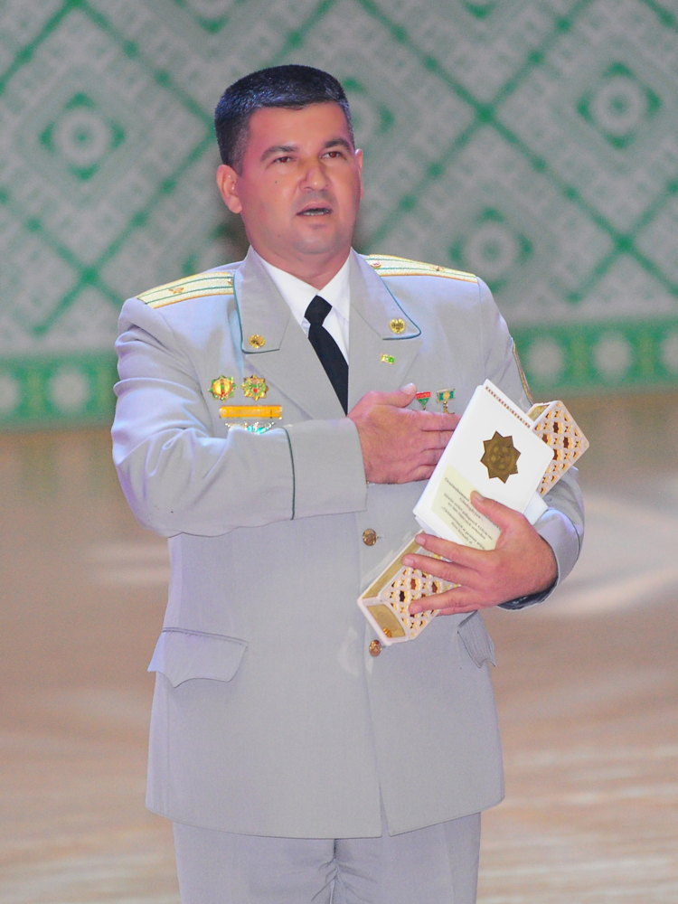 Yhlasly zähmetiň miwesi