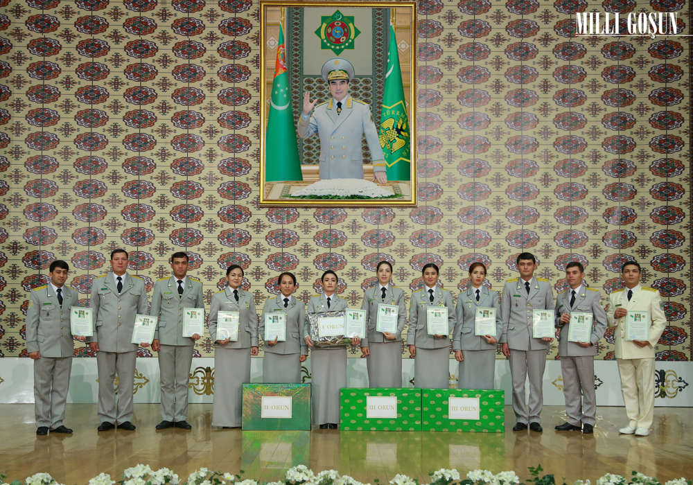 «Ýylyň terbiýeçi serkerdesi» atly bäsleşigi jemlendi