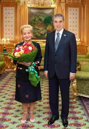 «Açyk gapylar» syýasatyna eýerip