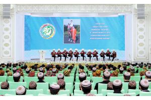 Arkadag şäherinde 2026-njy ýylyň şygaryna bagyşlanan dabaraly maslahat geçirildi