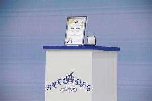 Arkadag şäherine täze halkara sylag gowşuryldy