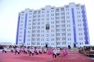 Aşgabatda ýaşaýyş jaýlary ulanylmaga berildi