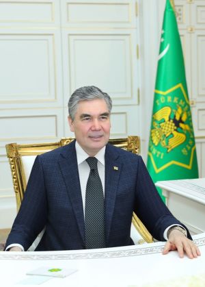 «Bitaraplyk syýasaty we parahatçylyk medeniýeti» atly ylmy-amaly maslahata gatnaşyjylara