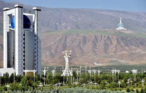 Daşary ýurtly hyzmatdaşlar bilen nobatdaky wideoduşuşyklar