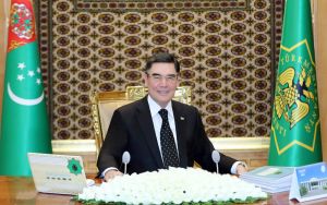 Döwlet Baştutany Türkmen bedewiniň milli baýramyna bagyşlanan foruma gatnaşyjylara Gutlag iberdi