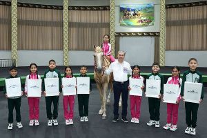 Gahryman  Arkadagymyzyň iş sapary