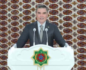 Hormatly Prezidentimiz Gurbanguly Berdimuhamedow TNGIZT-de täze desgalaryň düýbüni tutmak dabarasyna gatnaşdy