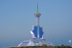 Hormatly Prezidentimiz şanly seneler mynasybetli tele we radioýaýlymlarda täsirli gepleşikleri guramagy tabşyrdy