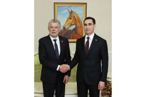 Hormatly Prezidentimiz Žoel Buzuny kabul etdi