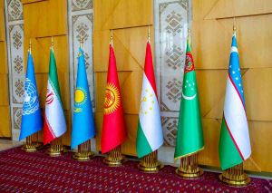 Howanyň üýtgemegi şertlerinde azyk howpsuzlygy boýunça hyzmatdaşlyk