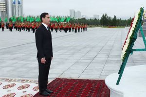 Konstitusiýa we Döwlet baýdagy – mukaddes nyşanlarymyz