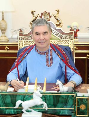 Milli Liderimiz Türkmenistanyň Prezidentiniň Ahalteke atçylyk toplumyna bardy