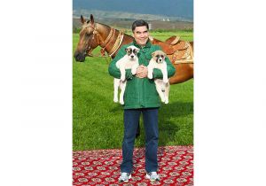 Milli Liderimiz Türkmenistanyň Prezidentiniň Ahalteke atçylyk toplumyna bardy we alabaý hakyndaky kitabynyň üstünde işlemegini dowam etdi