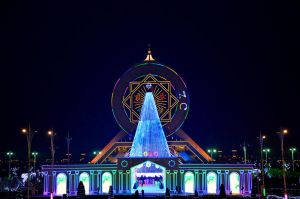 Paýtagtymyzda ýurdumyzyň Baş arçasynyň yşyklaryny ýakmak dabarasy boldy