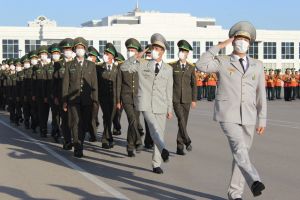 Täze möwsüm – täze gadamlar