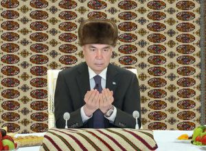 Türkmen halkynyň Milli Lideri, Türkmenistanyň Halk Maslahatynyň Başlygy sadaka gatnaşdy