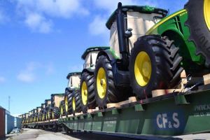 Türkmenistan oba hojalyk pudagynyň maddy-enjamlaýyn binýadyny berkidýär