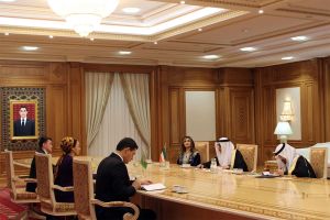 Türkmenistanda Kuweýt Döwletiniň Adatdan daşary we Doly ygtyýarly ilçisi işe başlady