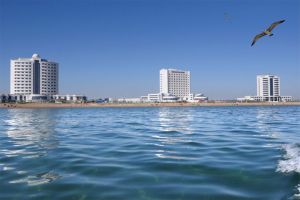 Türkmenistanyň Halk Maslahatynyň Başlygy Awazada iş maslahatyny geçirdi