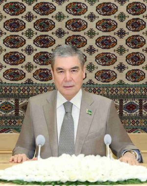 Türkmenistanyň kanun çykaryjy häkimiýetiniň düzümlerini kämilleşdirmegiň möhüm wezipelerine garaldy