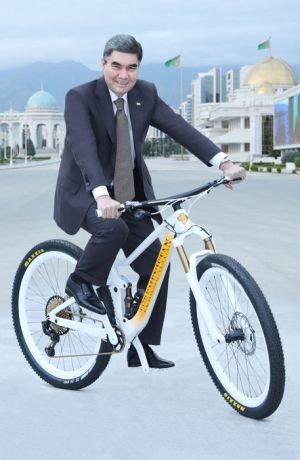 Türkmenistanyň Ministrler Kabinetiniň giňişleýin mejlisi