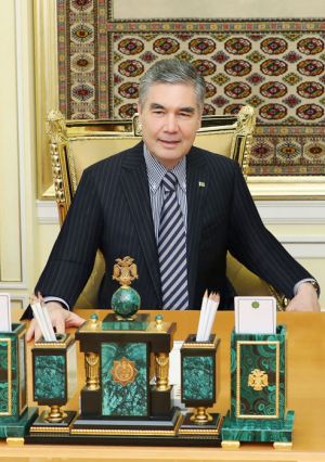 Türkmenistanyň Prezidenti birnäçe pudaklary ösdürmek meseleleri boýunça maslahat geçirdi