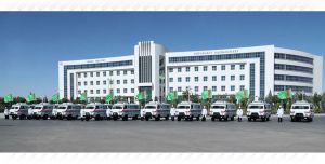 Türkmenistanyň Prezidenti Lebap welaýatynyň etrap hassahanalarynyň çagalar bölümlerine «Tiz kömek» awtoulaglarynyň 10-syny berdi