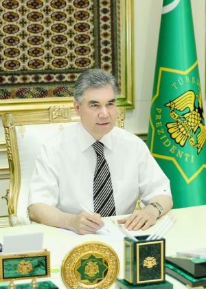 Türkmenistanyň Prezidenti nebitgaz ulgamyny ösdürmek meseleleri boýunça duşuşyk geçirdi