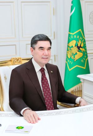 Türkmenistanyň Prezidenti sanly wideoaragatnaşyk arkaly iş maslahatyny geçirdi