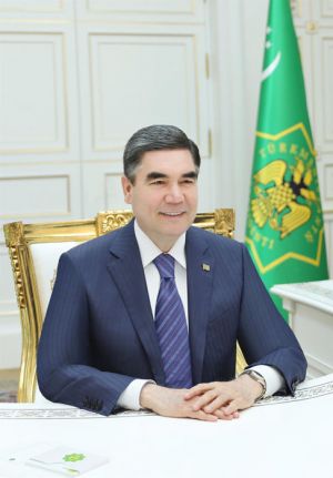 Türkmenistanyň Prezidenti sanly wideoaragatnaşyk arkaly iş maslahatyny geçirdi