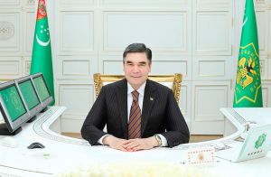 Türkmenistanyň Prezidenti sanly wideoaragatnaşyk arkaly iş maslahatyny geçirdi