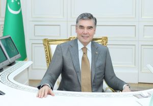 Türkmenistanyň Prezidenti sanly wideoaragatnaşyk arkaly iş maslahatyny geçirdi