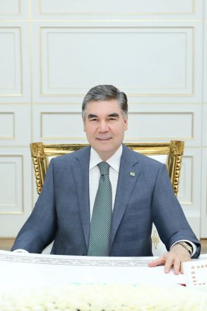 Türkmenistanyň Prezidenti sanly wideoaragatnaşyk arkaly iş maslahatyny geçirdi