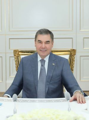 Türkmenistanyň Prezidenti sanly wideoaragatnaşyk arkaly iş maslahatyny geçirdi